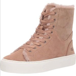 WOMEN’S UGG BEVEN FUR LINED HIGH TOP SNEAKER SZ 9